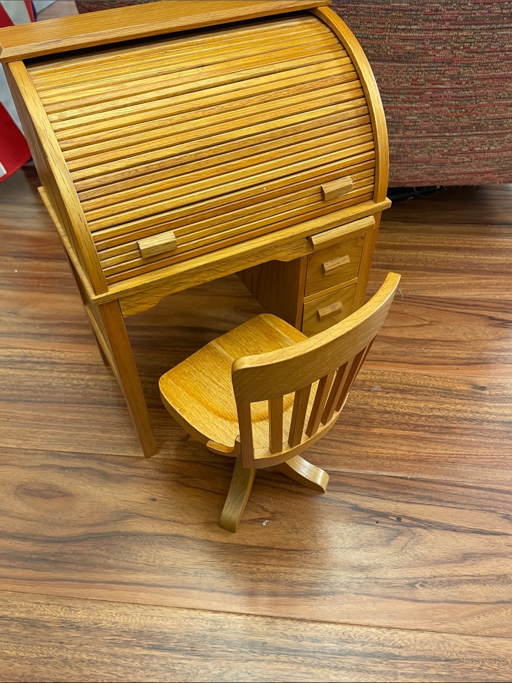 American Girl doll Oak Roll-Top Desk with Matching Chair - Honey Oak